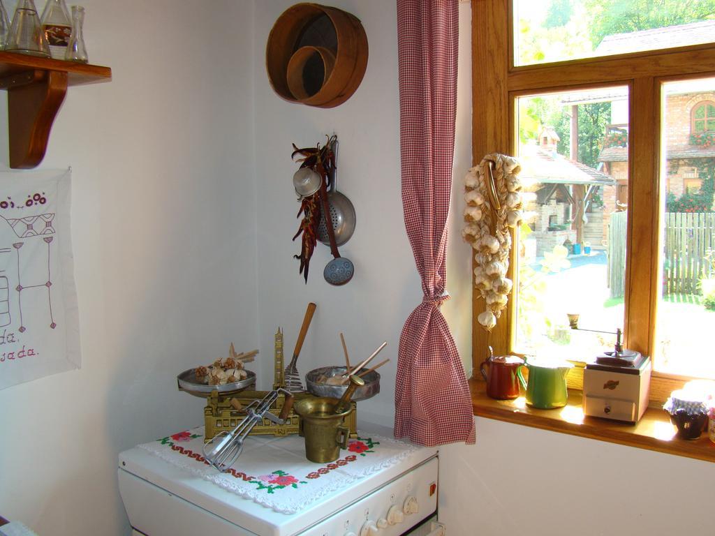 Country House Tunjina Kuca Stara Kapela Hostal Pavlovci Exterior foto