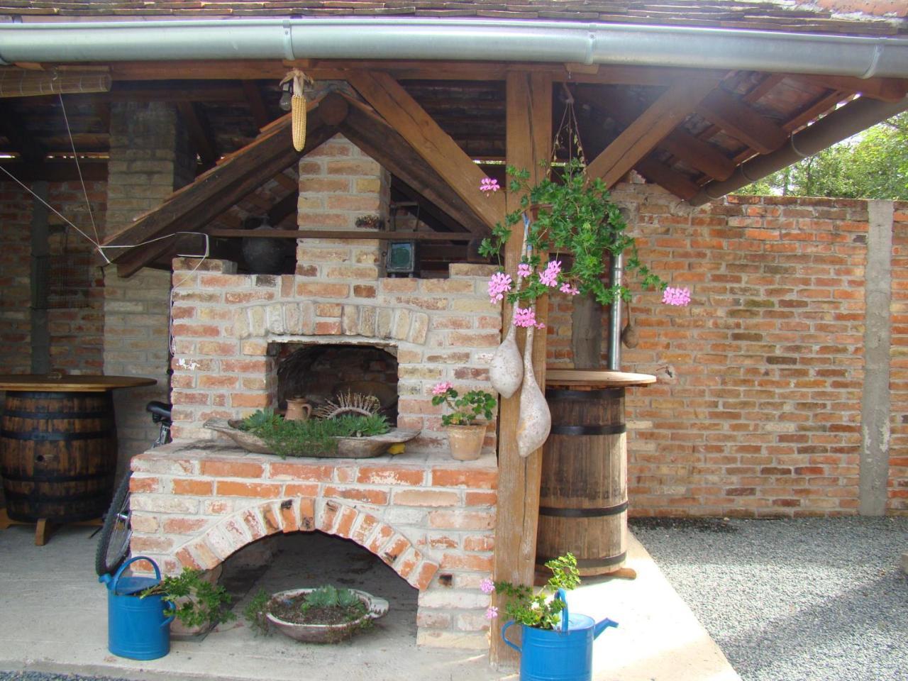 Country House Tunjina Kuca Stara Kapela Hostal Pavlovci Exterior foto